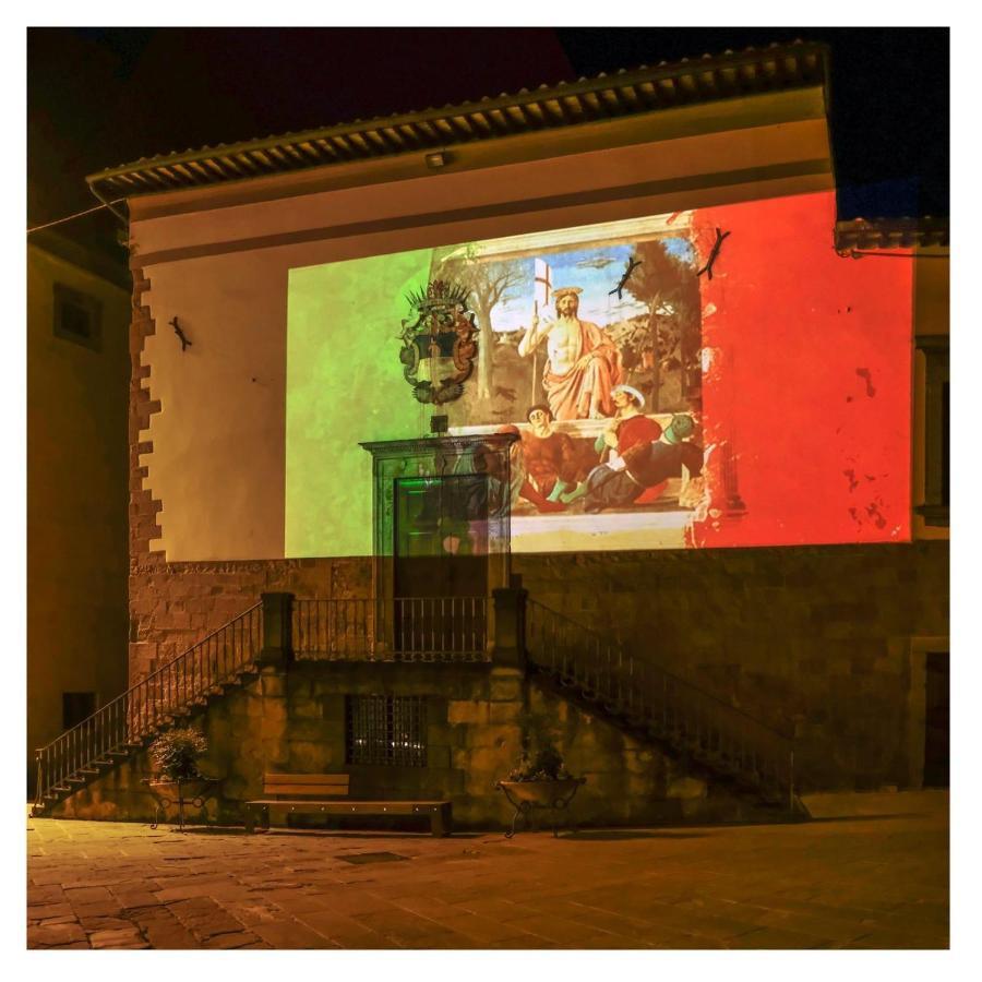 Dolce Rosa ♡ Centro Storico Bed & Breakfast Sansepolcro Exterior photo
